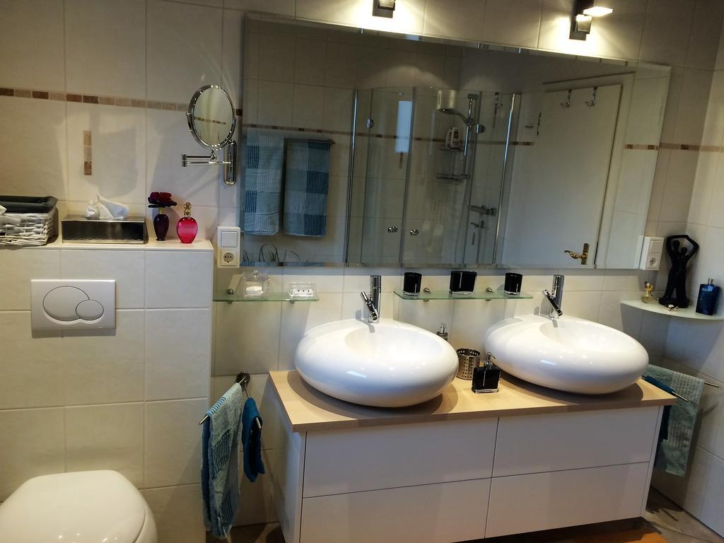 Bed & Breakfast Faas Wittlich Buitenkant foto